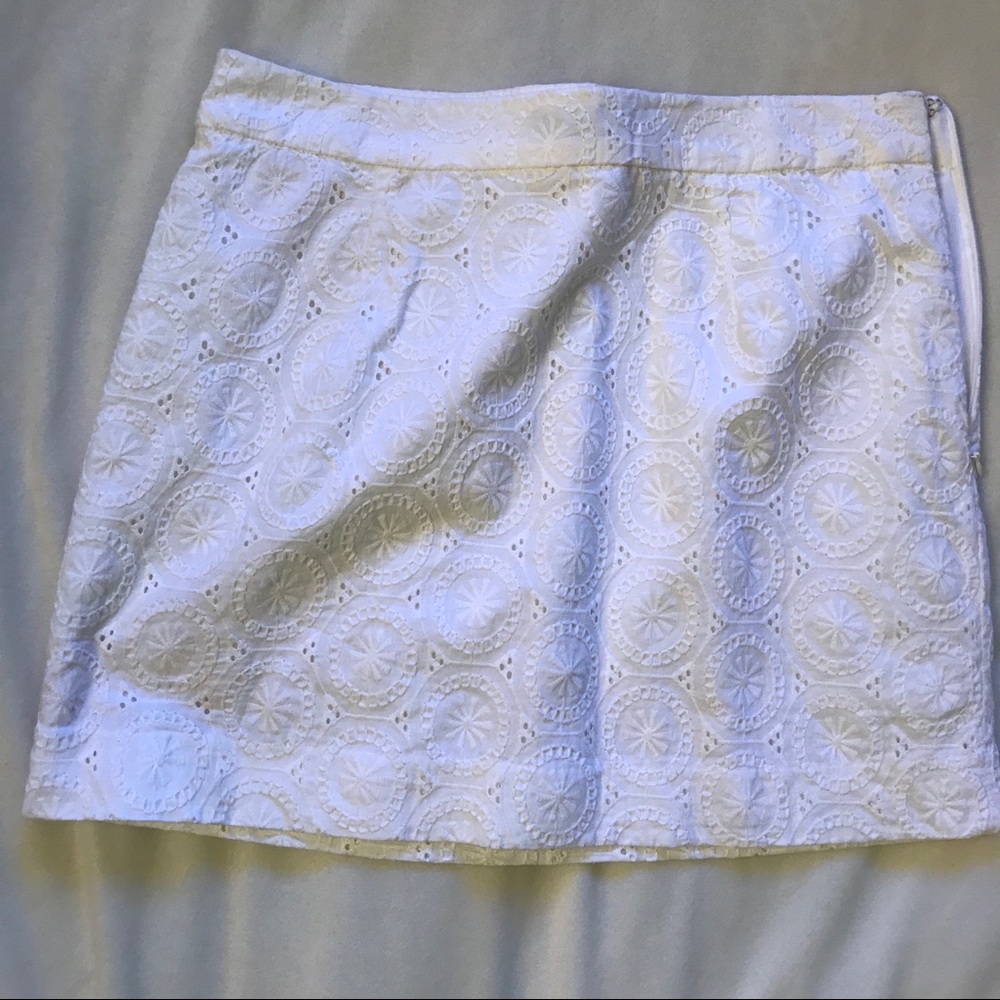 White lace skirt